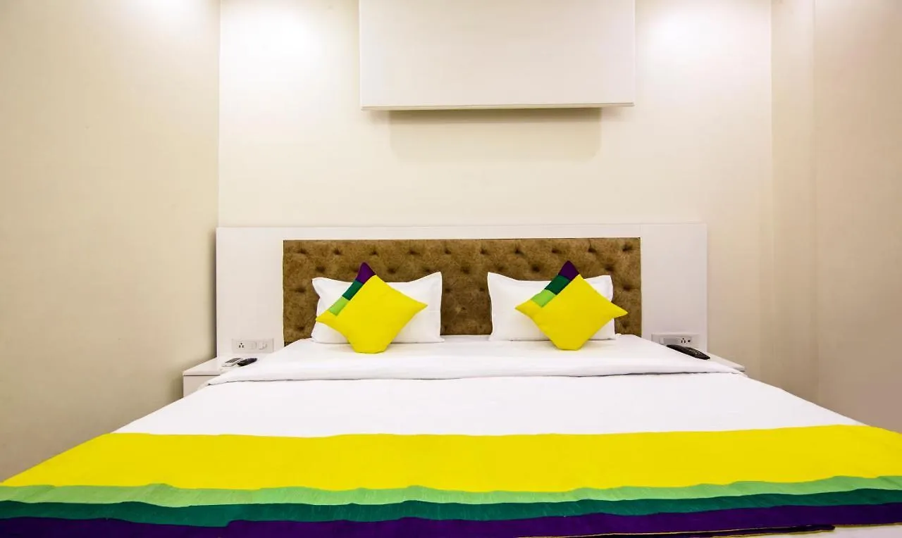 Itsy Hotels Gm Residency Chandigarh 3*,  India