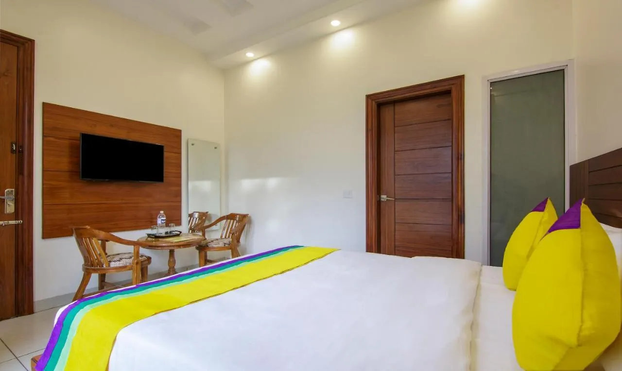 Itsy Hotels Gm Residency Chandigarh