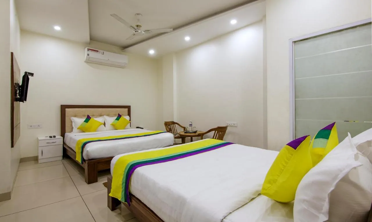 Itsy Hotels Gm Residency Chandigarh